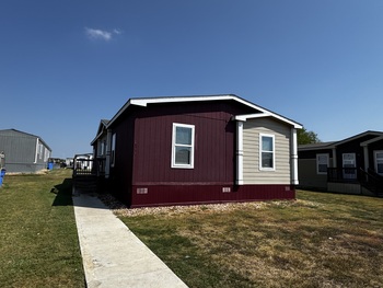 Thumbnail of mobile home