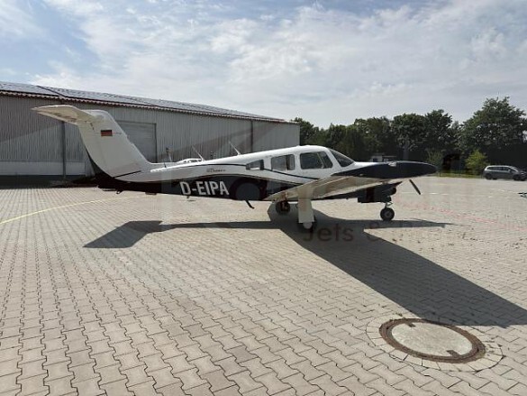 pa-28rt-201t-turbo-arrow-4__4.jpg