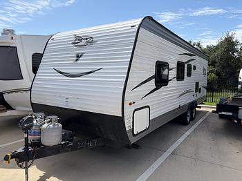 Thumbnail of RV