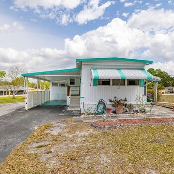 Thumbnail of mobile home