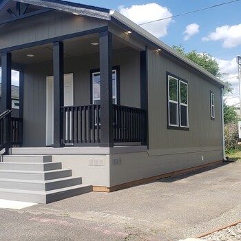 Thumbnail of mobile home