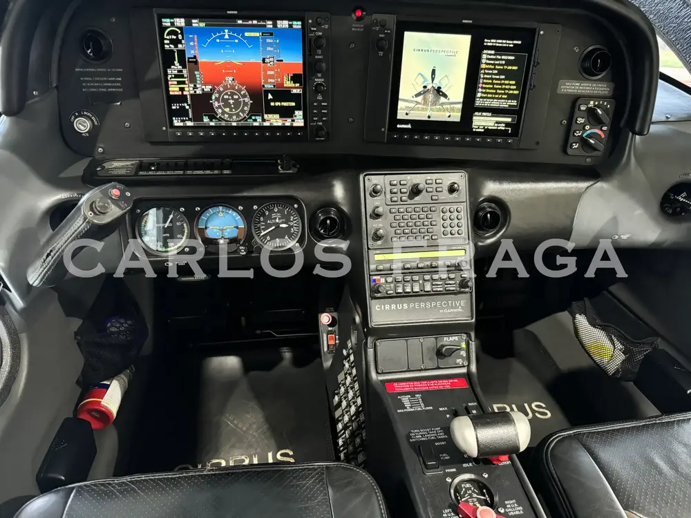 7442/cirrus-sr22-g3-2011-flightmarket-id-7442-06038.webp