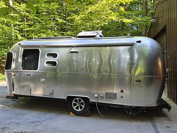 Thumbnail of RV