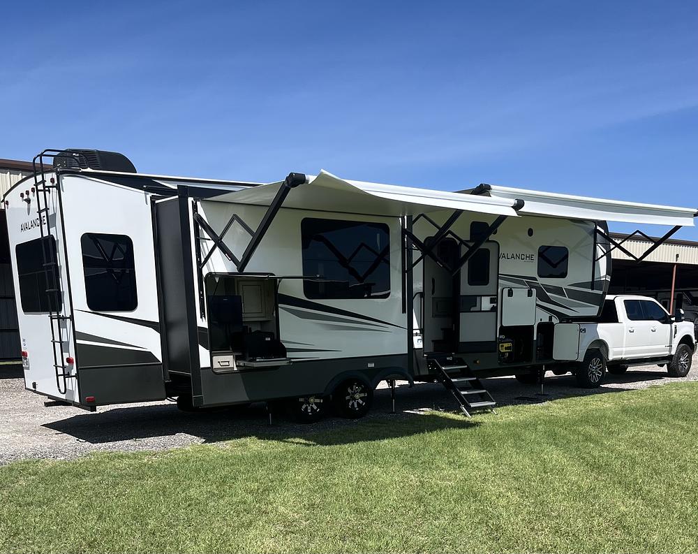 Photo of Rv