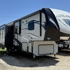 RV for Sale: 2018 AVALANCHE 375RD