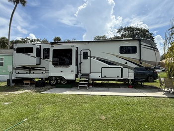 Thumbnail of RV