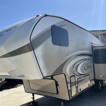 Thumbnail of RV