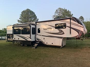 Thumbnail of RV