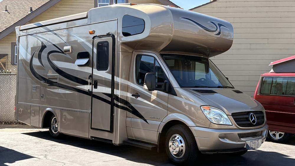 Photo of Rv