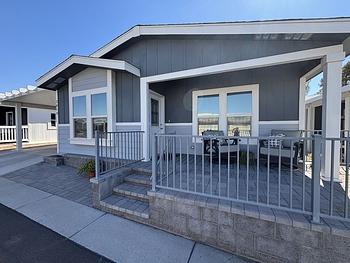 Thumbnail of mobile home