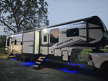 Thumbnail of RV