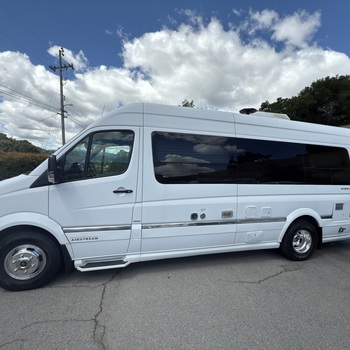 Thumbnail of RV