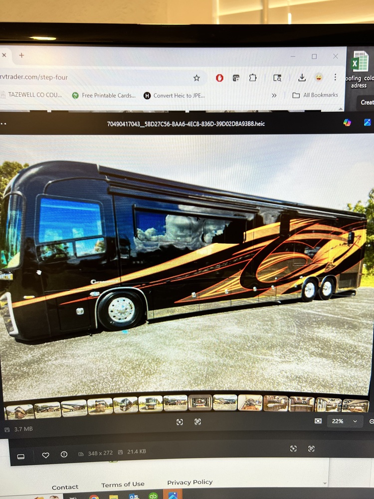 Photo of Rv