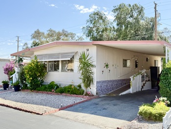 Thumbnail of mobile home