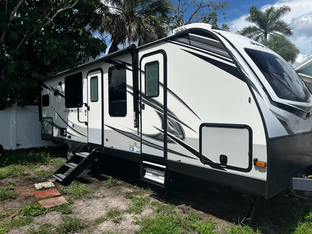 Photo of Rv