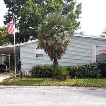 Thumbnail of mobile home