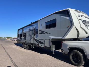 Thumbnail of RV