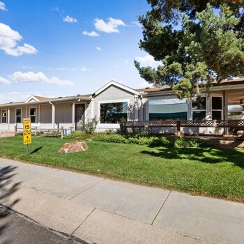 Thumbnail of mobile home