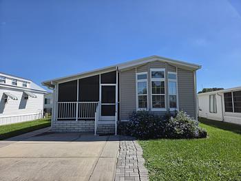 Thumbnail of mobile home
