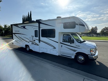 Thumbnail of RV