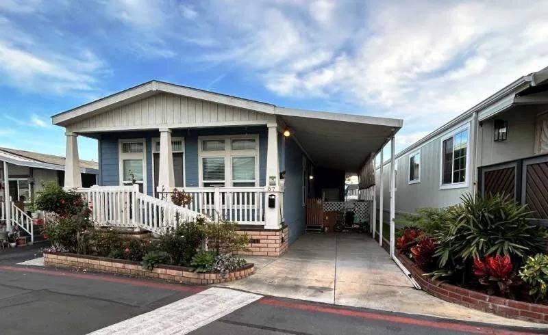 Photo of Mobile Home