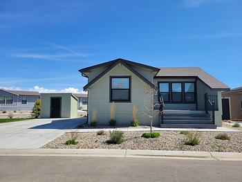 Thumbnail of mobile home