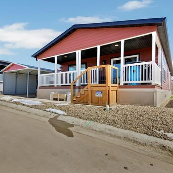 Thumbnail of mobile home