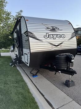 Thumbnail of RV