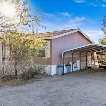 Thumbnail of mobile home
