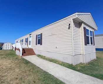 Thumbnail of mobile home
