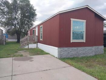 Thumbnail of mobile home