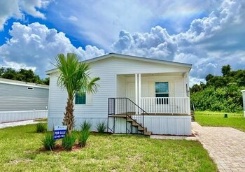 Thumbnail of mobile home