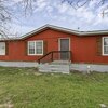 Mobile Home for Sale: Manufactured - La Vernia, TX, La Vernia, TX