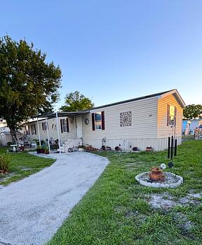 Thumbnail of mobile home