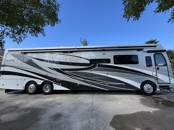 Thumbnail of RV