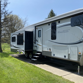Photo of Rv