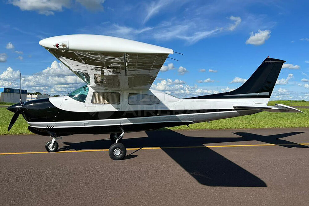 6331/cessna-210l-centurion-1975-7-venda-flightmarket-5140.jpg