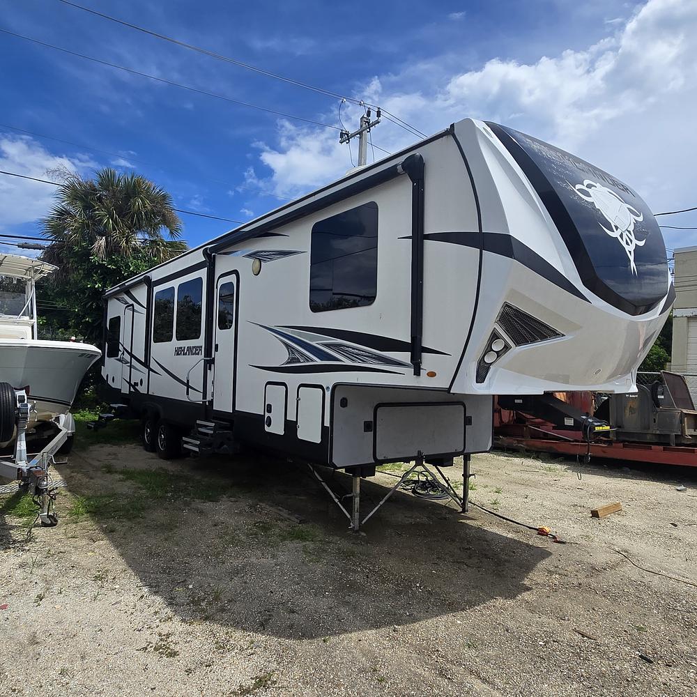 Photo of Rv