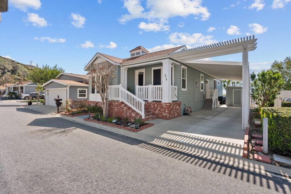Photo of Mobile Home