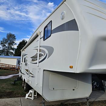 Thumbnail of RV