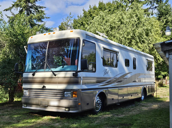 Thumbnail of RV
