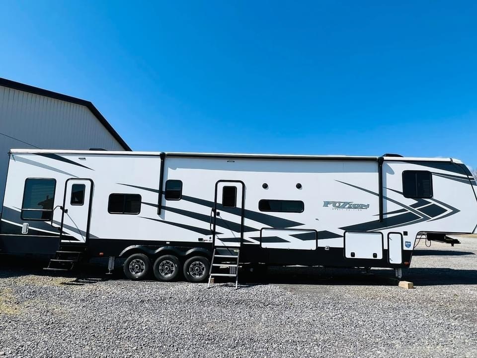 Photo of Rv