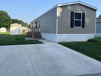 Thumbnail of mobile home