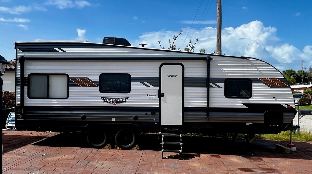 Photo of Rv