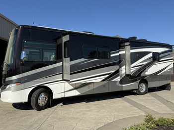 Thumbnail of RV