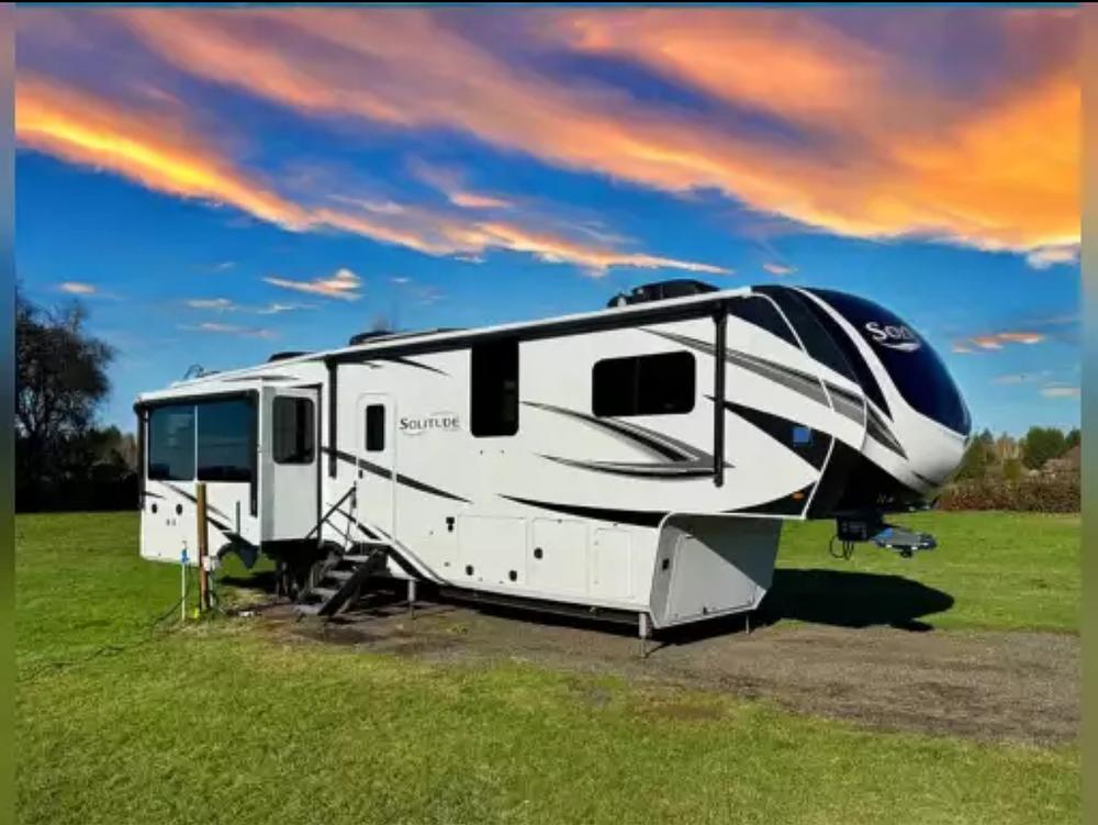 Photo of Rv