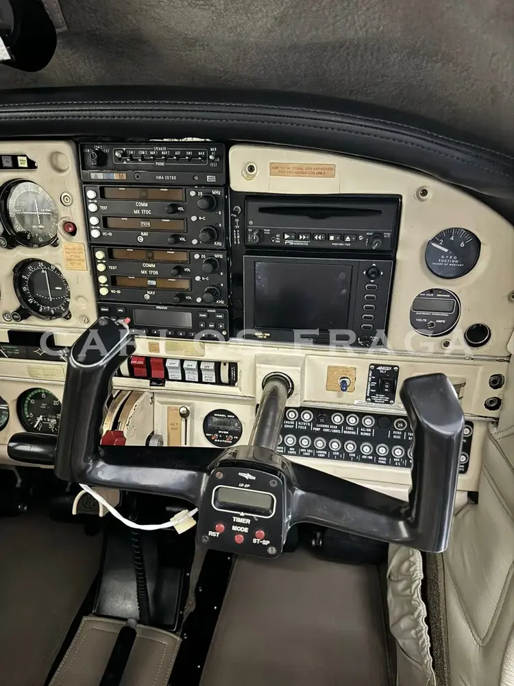 7479/piper-pa-28rt-201t-turbo-arrow-iv-1980-flightmarket-id-7479-12038.webp