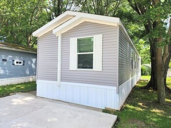 Thumbnail of mobile home