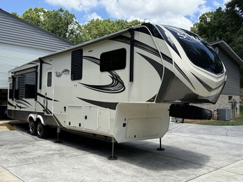 Thumbnail of RV
