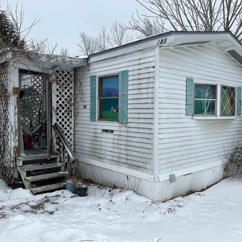 Thumbnail of mobile home